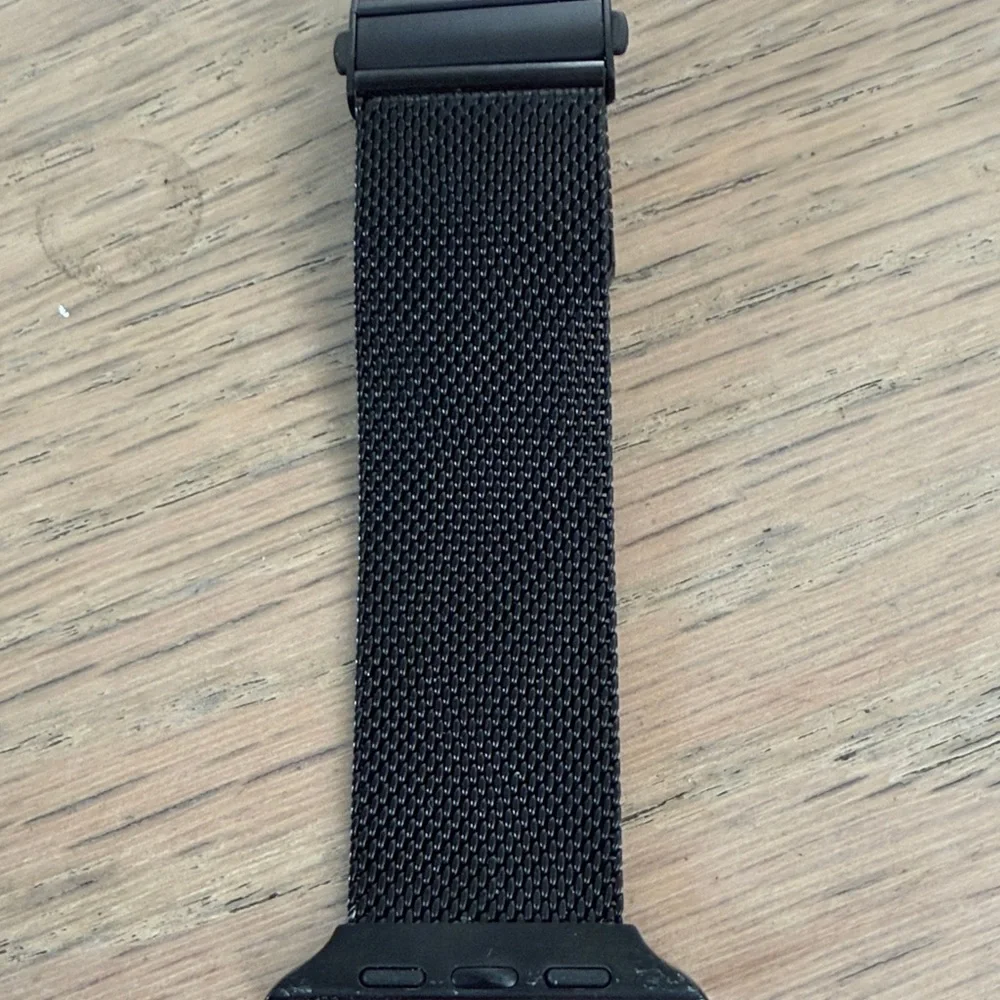 iWatch Black Mesh Metal Band